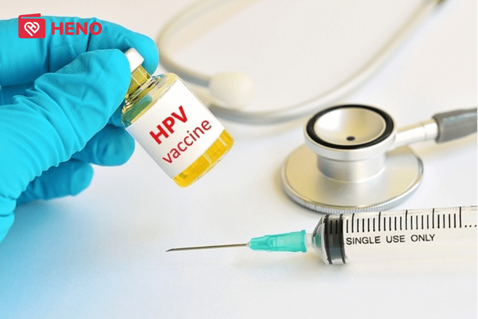 Tiêm vaccine HPV: Có phải chỉ phụ nữ mới cần tiêm phòng ung thư cổ tử cung